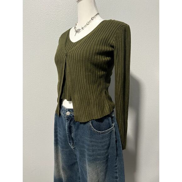 Forever 21 Tank Top & Cardigan Sweater Set - Picture 2 of 4